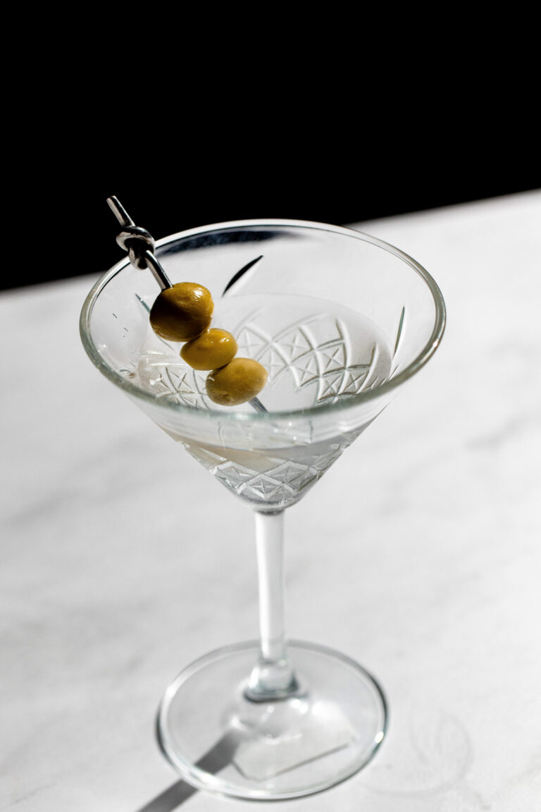 The Perfect Dry Martini Cocktail