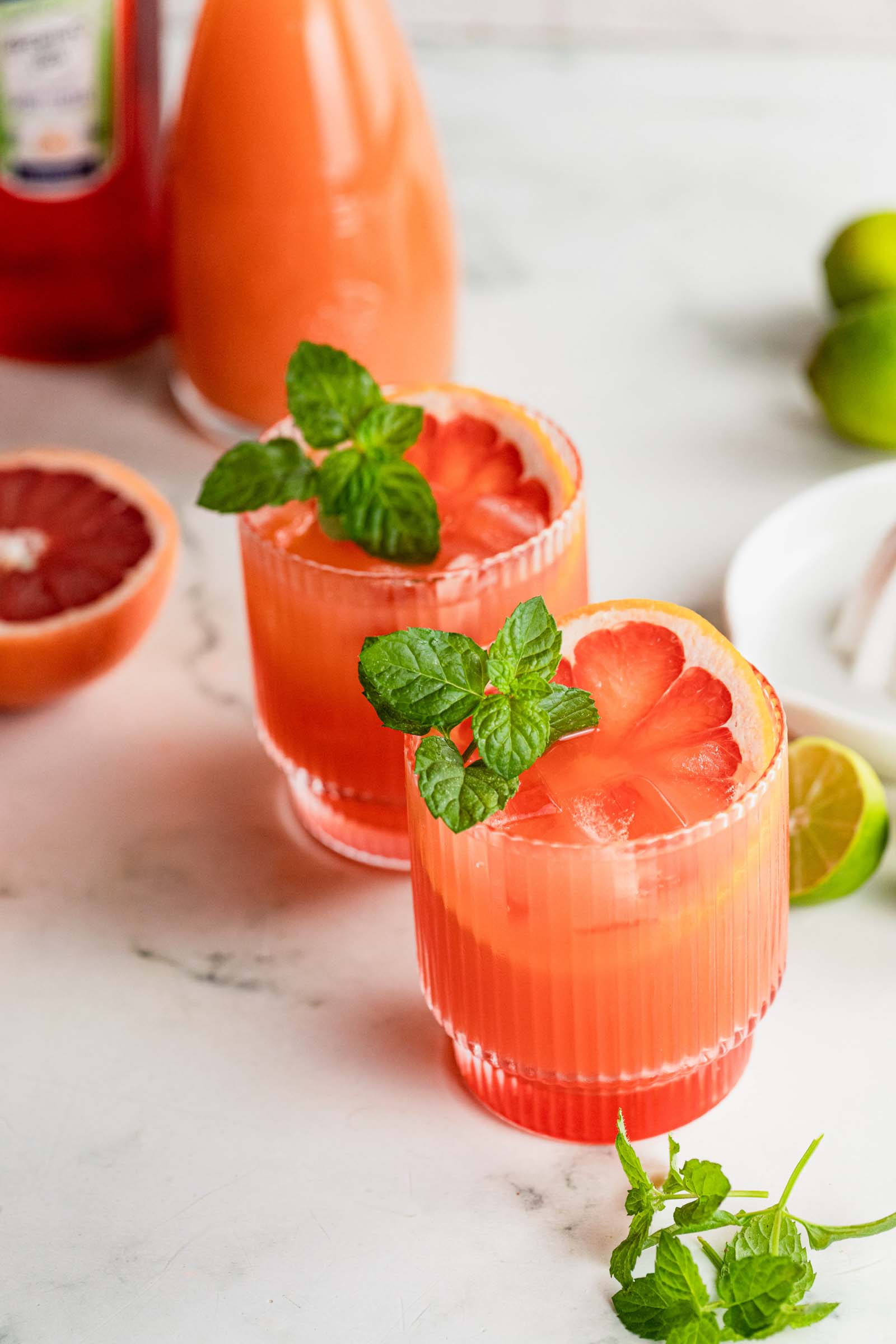 Grapefruit Aperol Spritz